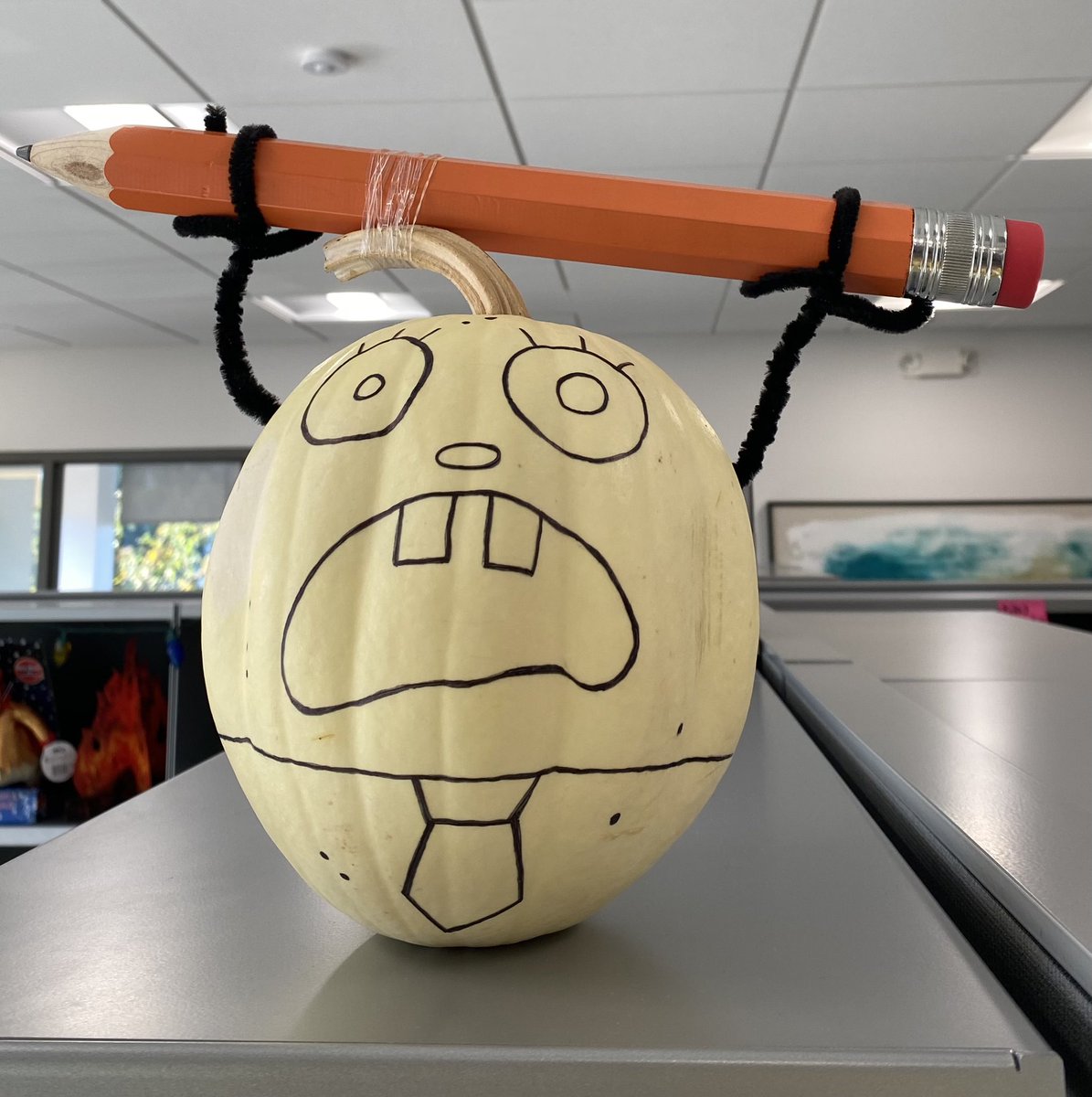 RachieRach1992's tweet photo. My DoodleBob pumpkin didn’t get any votes at my work. SMH.
#MeHoyMinoy https://t.co/vuFtZgBrCJ