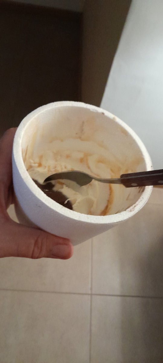 El que guarda siempre tiene. 
A domani.