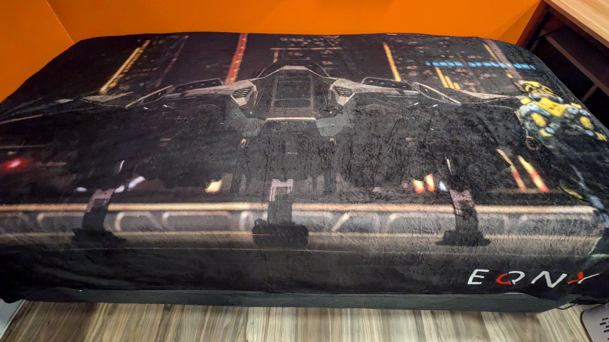 20 Mins until live at 10PM EST, join me in the Shad0Lounge for a Behind the Scenes of CitizenCon 2954! After that we'll talk future and get into some game play! 

Maybe I'll giveaway one of those awesome EQNX Blankets!

twitch.tv/shad0kin