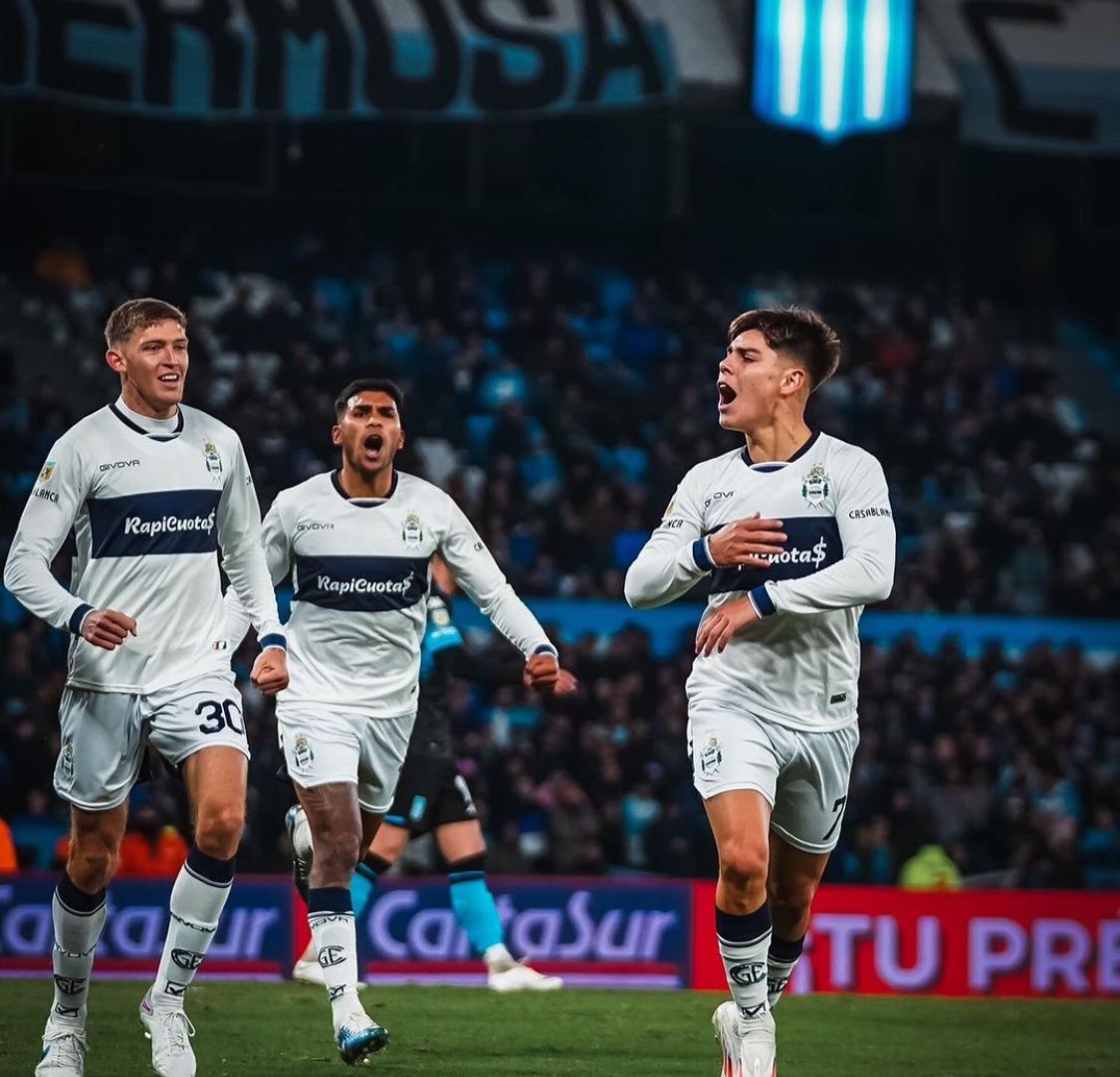 feliroccuzzo1's tweet photo. Lo que extraño a este chico, desde que se fue, no hay uno que genere un mínimo de peligro o se saque un tipo de encima. #GELP https://t.co/yQIzE7K1ml