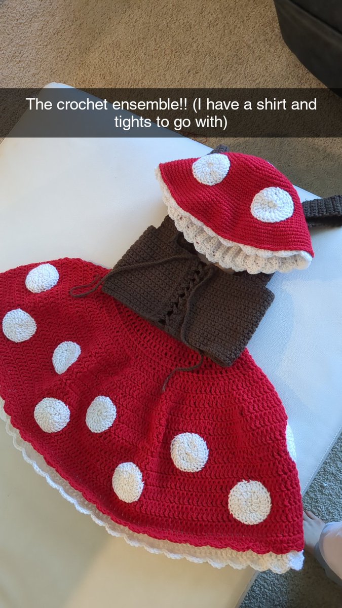 Btw, wanted to show off part of my Halloween costume! (At least the parts I made myself lol)

Im thinking about making more of the hat and selling them, anyone interested? 😅

#Vtuber #vtuber #VtubersEN #VTubers #VTubersAreStillWatching #crochet #Mushroom #halloween2024