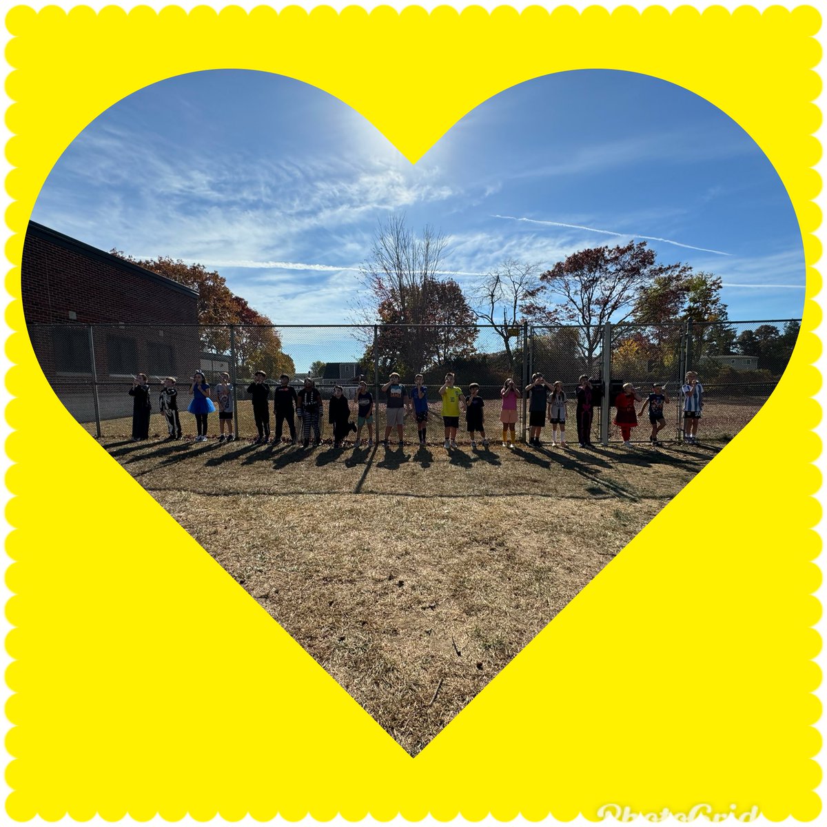 Kelly Parson (@kparson304) on Twitter photo Halloween STEM activity for our class today. 👻👻Students built flying ghosts, tested how far they could fly, revised and made their design better and tested again. We have some future engineers in this class for sure. <a href="/AmandaHarvey04/">Amanda Harvey</a> #WIProud Halloween STEM activity for our class today. 👻👻Students built flying ghosts, tested how far they could fly, revised and made their design better and tested again. We have some future engineers in this class for sure. <a href="/AmandaHarvey04/">Amanda Harvey</a> #WIProud