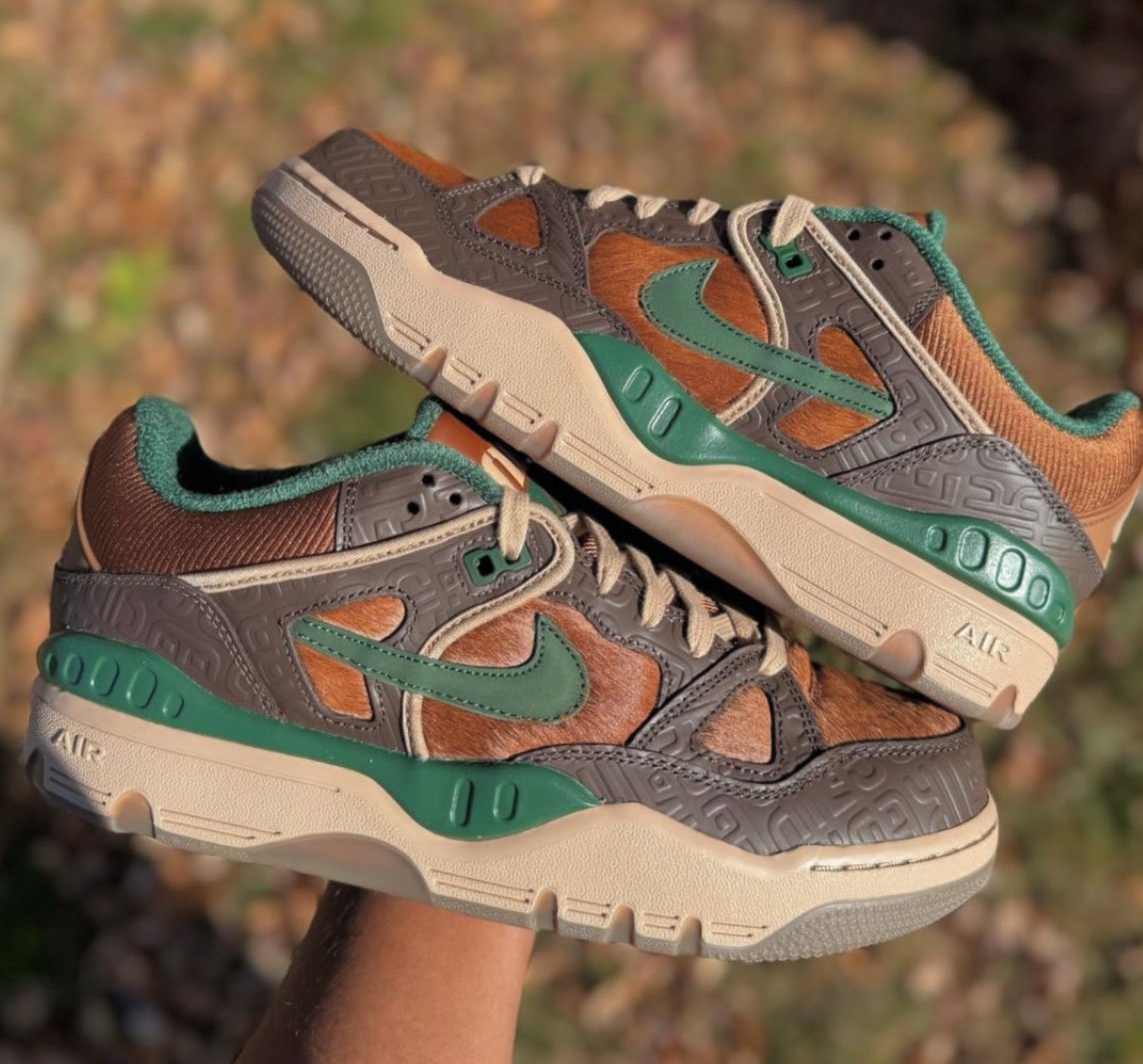 SNKRS_Sunitter's tweet photo. ファーストルック：2025年リリース予定

Nigo x Nike Air Force 3 Low “Baroque Brown” 
スタイルコード：HQ0260-201

IG：kickzway https://t.co/z2E4Pz1opg