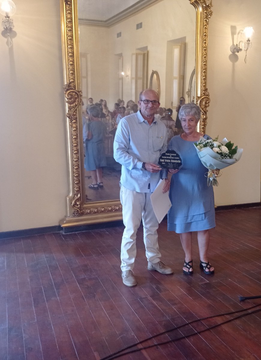 matanzas_citma's tweet image. Hace entrega del Premio “Saúl Vento Almohalla”, el Delegado del CITMA Matanzas Oscar Luis García Martínez al: Archivo Histórico Municipal de Colón &quot;Pelayo M. Villanueva&quot;

#CITMA #CitmaCuba #citmamatanzas #MatancerosEnVictoria #Matanzas #Cuba