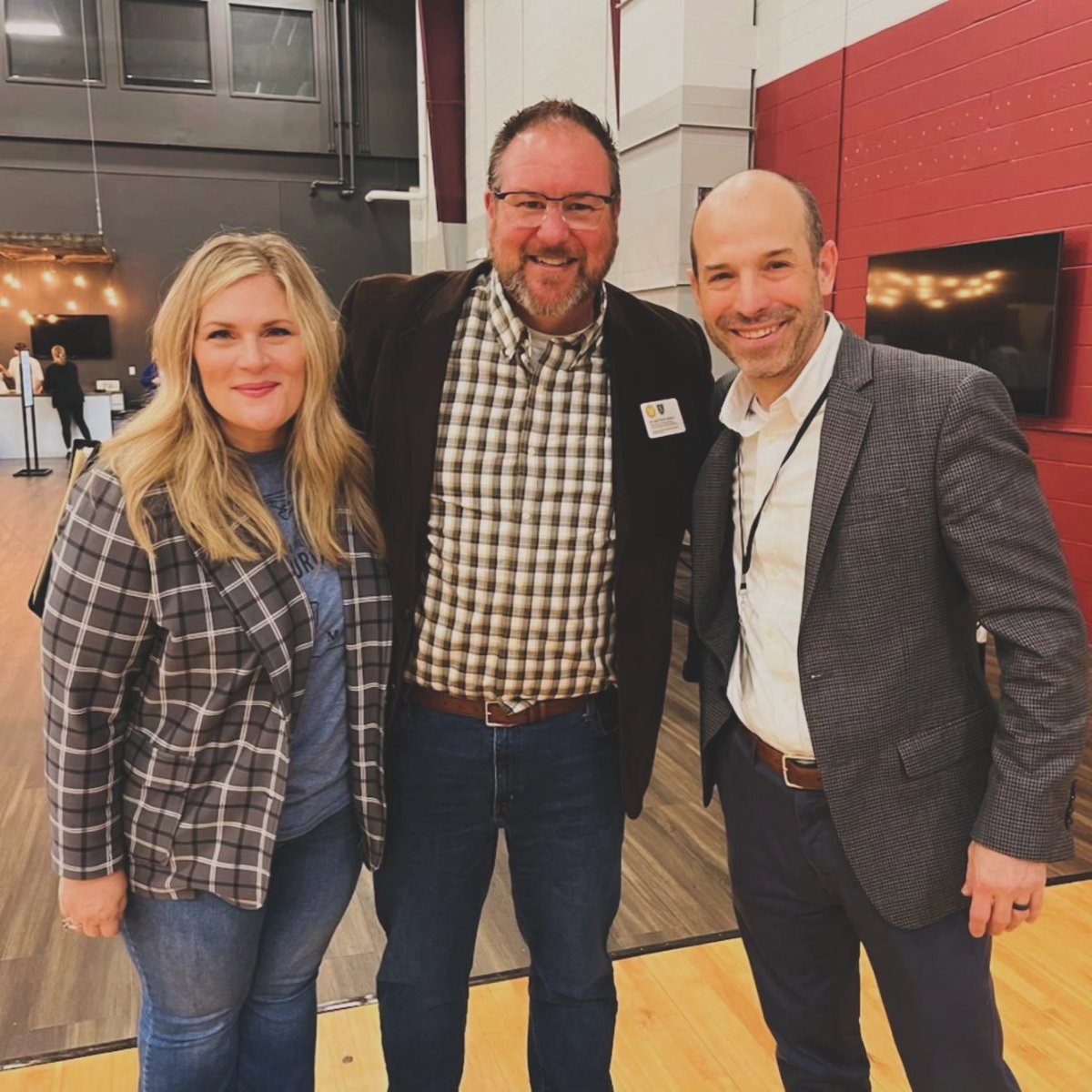 MBTSWorship's tweet photo. @MBTSWorship is having an exciting time with @iowabaptists at their annual convention--leading worship, teaching breakouts, and seeing old and new friends from @MBTS, the @ERLC, and the @Sending_Network. We love sharing, teaching about, and encouraging congregational worship. https://t.co/U0OeNCheYC