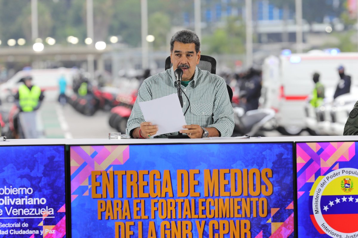 🛑 Última  Hora 

Nicolás Maduro: Aquí nadie nació el día de los cobardes porque tenemos un país de valientes

Tenemos un pueblo decidido, así como una Policía y una Fuerza Armada de valientes”, así lo afirmó el presidente Nicolás Maduro
👇
venezuela-news.com/nicolas-maduro…