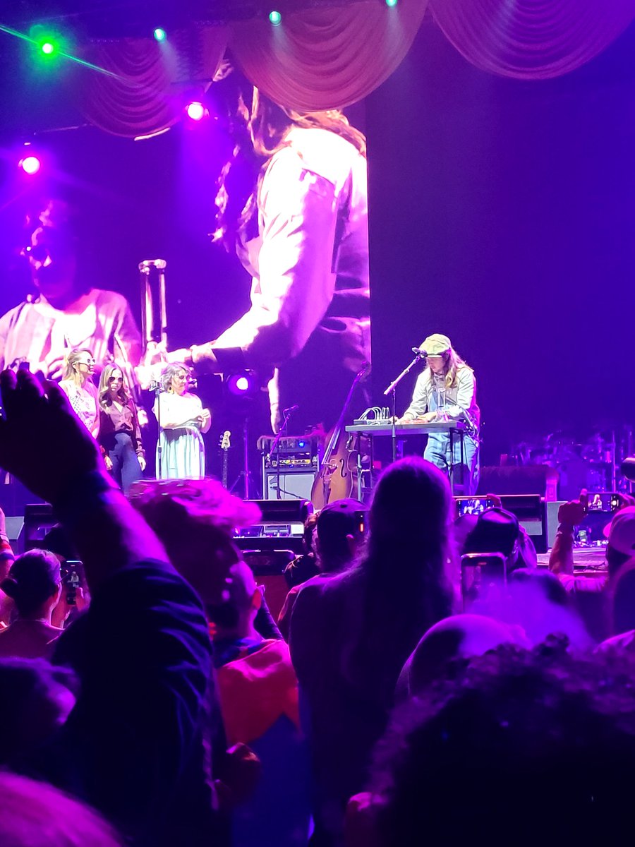 More Bud 4 Me from Baltimore, Maryland. 

#BillyStrings #BMFS #Billyween #Baltimore