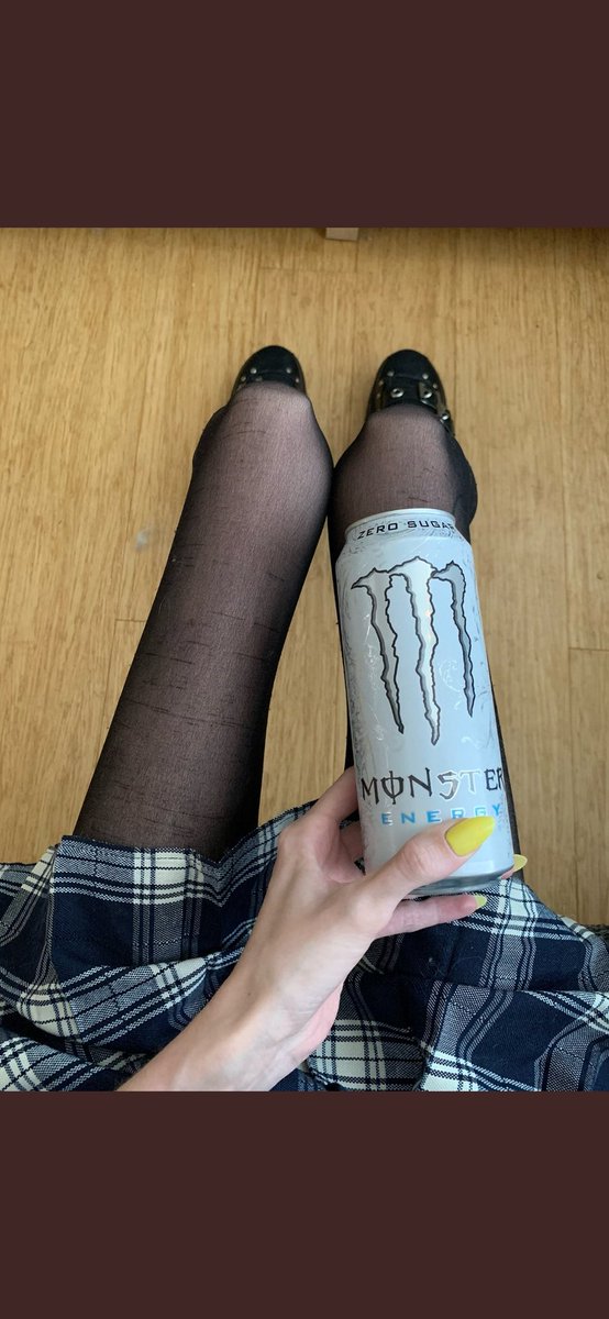 Artistwana's tweet photo. 🍂🍁November Angel Log🍁🍂

♡ Daily weigh ins
♡ Fasting as much as possible
♡ 500 limit
♡ -5 lbs/week (20 lbs)
♡ Daily intake and Net
♡ Walking as much as possible
♡ Daily thinspo https://t.co/SOT5b6UOLx