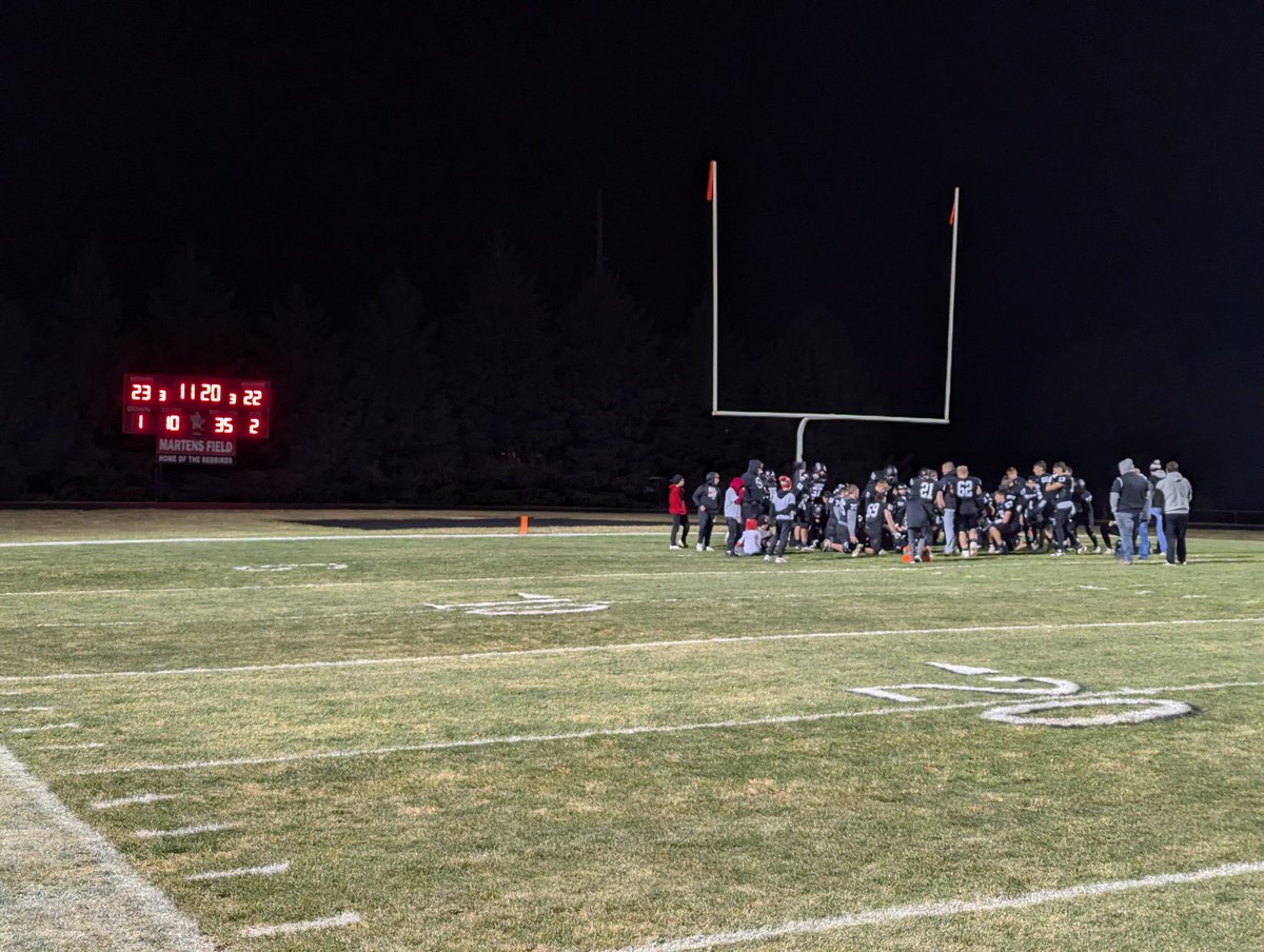 HALFTIME: Darlington 23, Milwaukee Academy of Science 22. #Go #Redbirds