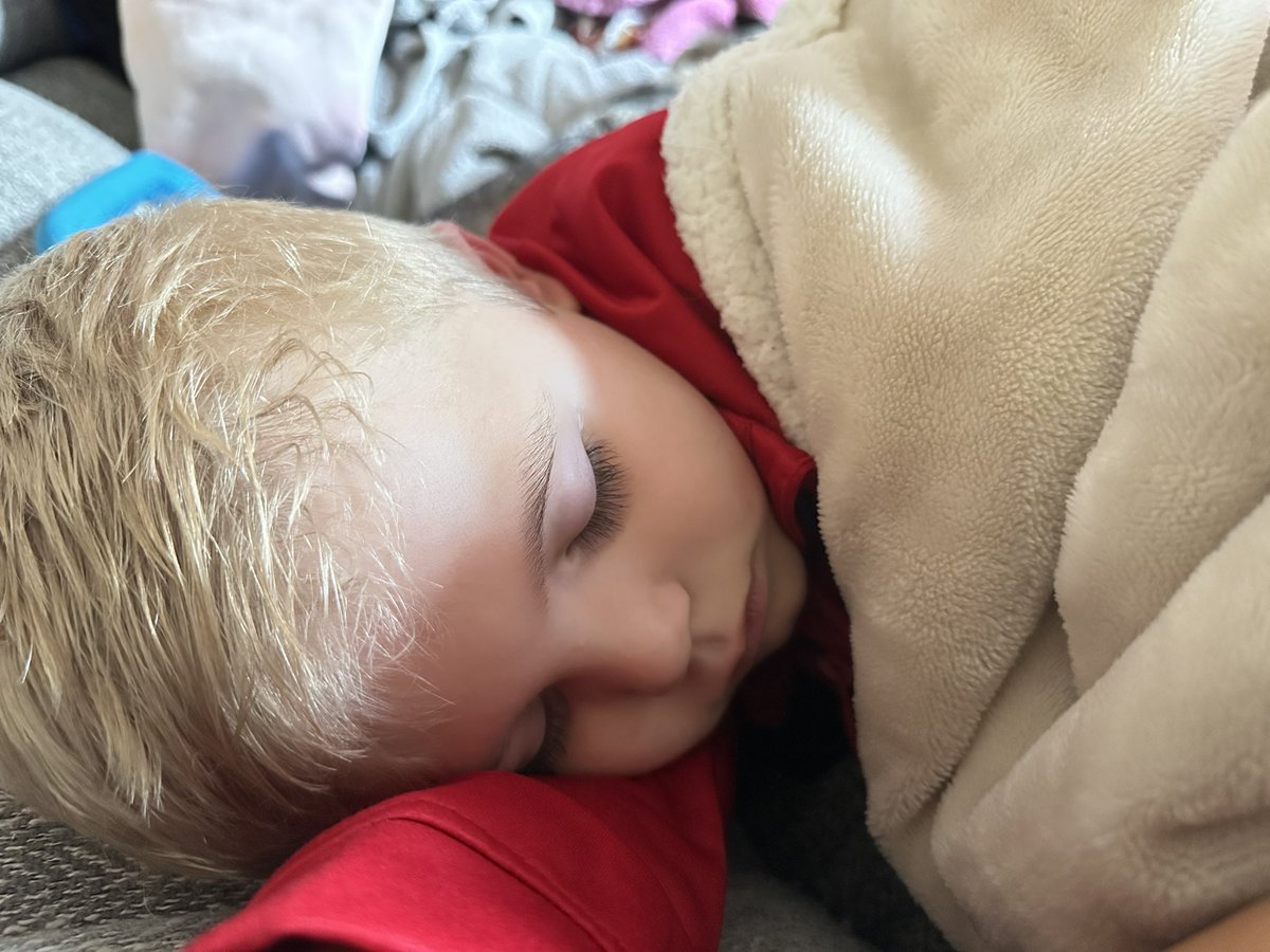 Holly Gateley tweet media