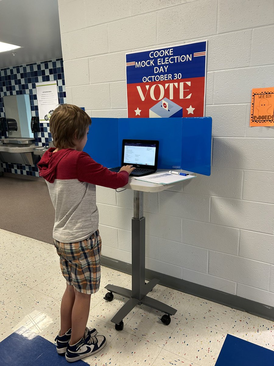 Love teaching my student the power of voting! Students voted in the Delaware Mock Election <a href="/RedClaySchools/">Red Clay Consolidated School District</a> #remarkableredclay <a href="/CookeCardinal/">Cooke Elementary</a>