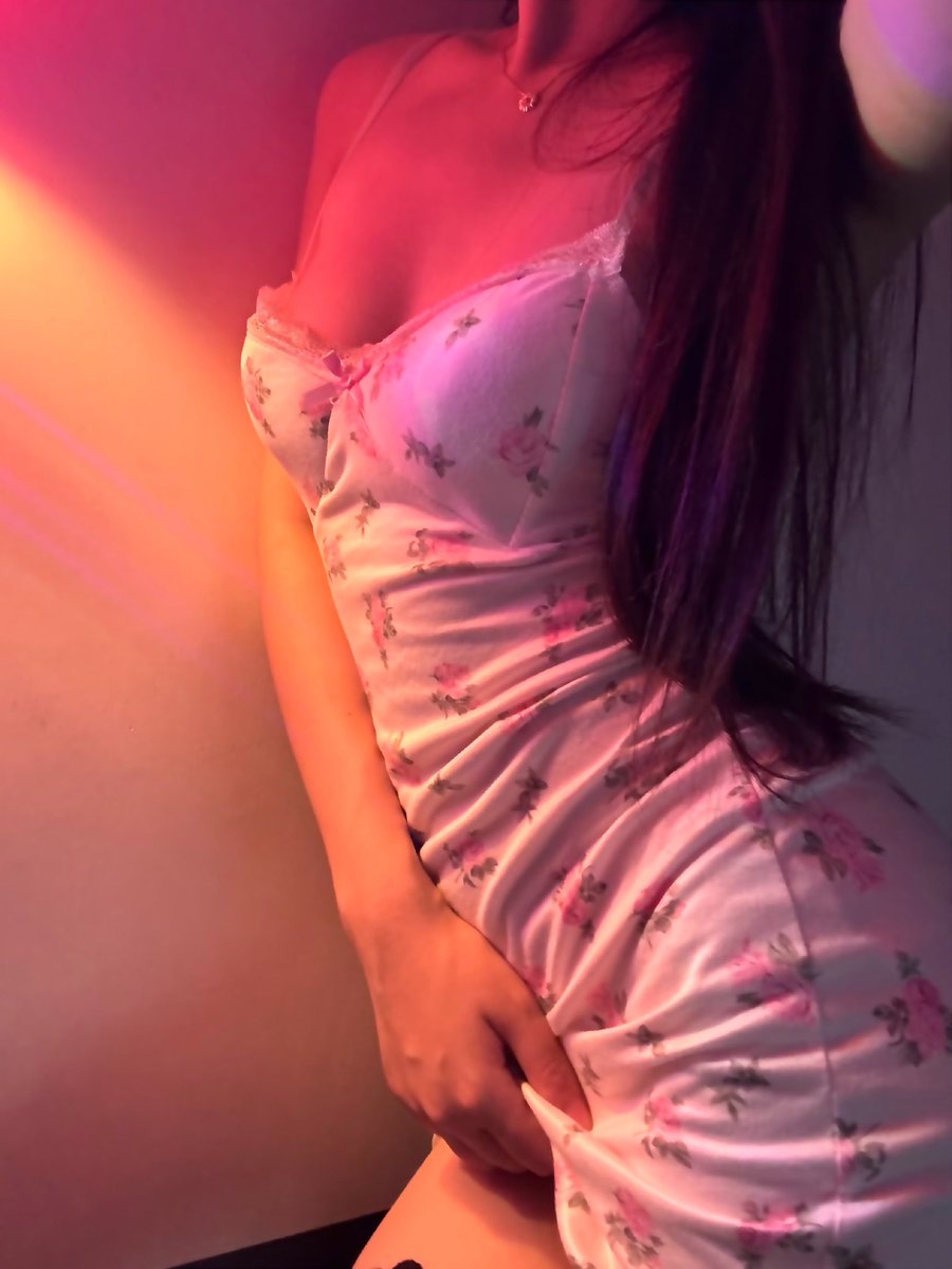 福利姬你听听我的心声分享的黄推图片3 - 网红私拍内容
