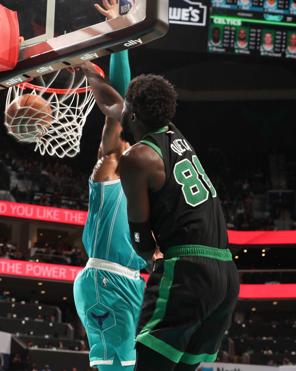 B24Dunk's tweet photo. Neemias Queta apontou 12 pontos e 6 ressaltos em 24'29" na vitória contra os Hornets.

O máximo de tempo jogado na carreira até agora 👏 https://t.co/ogzoMnZN9v