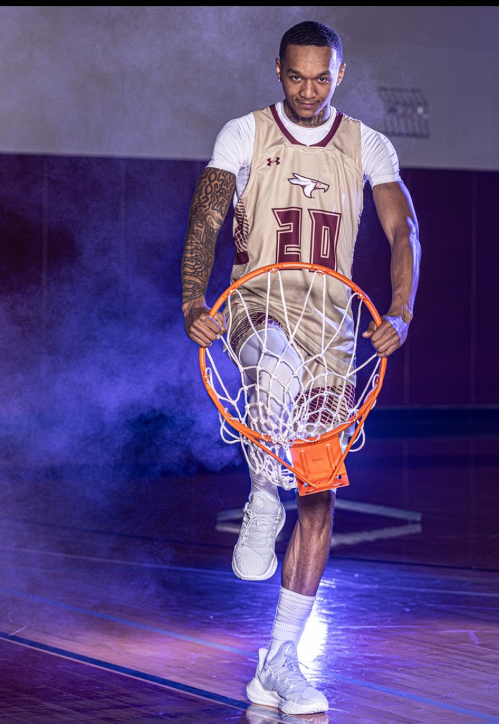 Jakari Livingston tweet media