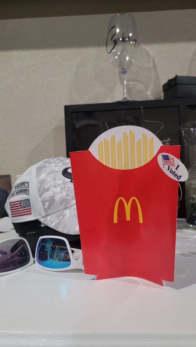 GenXStreetTaco's tweet photo. @CLewandowski_ #MAGA #MAHA #TRUMP #TooBigToRig #SwampTheVote #DemocratsCheat #ivotedtrump 🗳 🍟 https://t.co/O8khbvfs6x