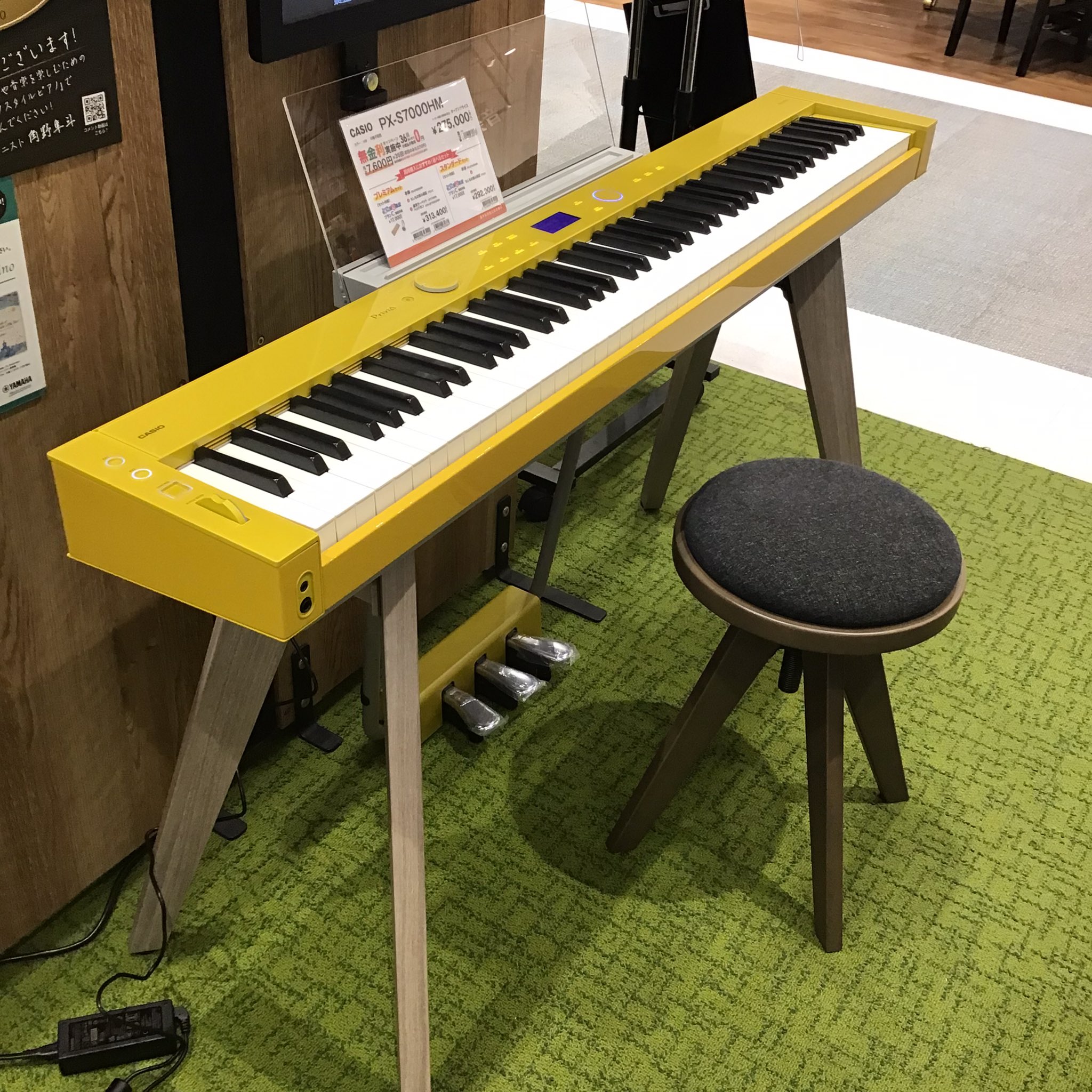 日立のエアコン6畳用・2023年製・新品未開封の自分のお部屋用です