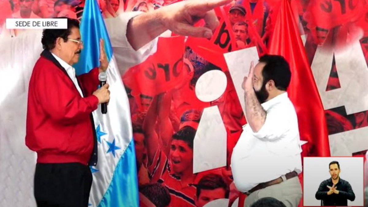 EnriqueReinaHN's tweet photo. Bienvenido a @PartidoLibre Presidente @Lredondo la refundación del Socialismo Democrático avanza conjuntamente con el Gobierno de la  Presidenta @XiomaraCastroZ. @manuelzr https://t.co/ekohgoGxai