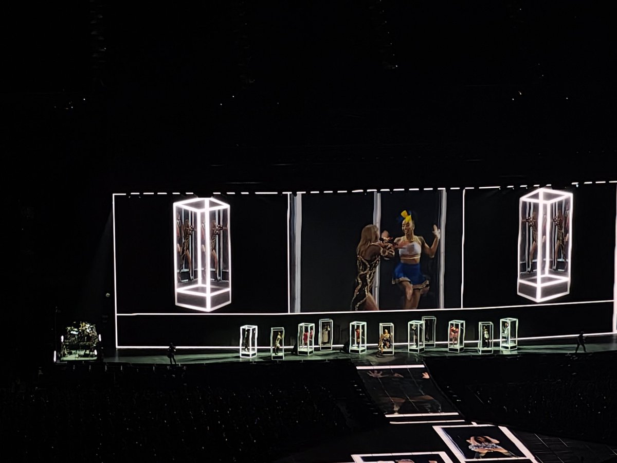 ✨molls❤️‍🔥 tweet media