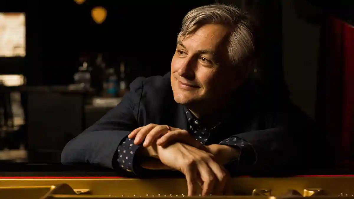 Pianist and composer, Randy Ingram, Hofstra University adjunct professor of music, has released a new album, Aries Dance, with Sounderscore Records. tinyurl.com/5bcyrj47
#Hofstra #HofstraFaculty #DepartmentOfMusic