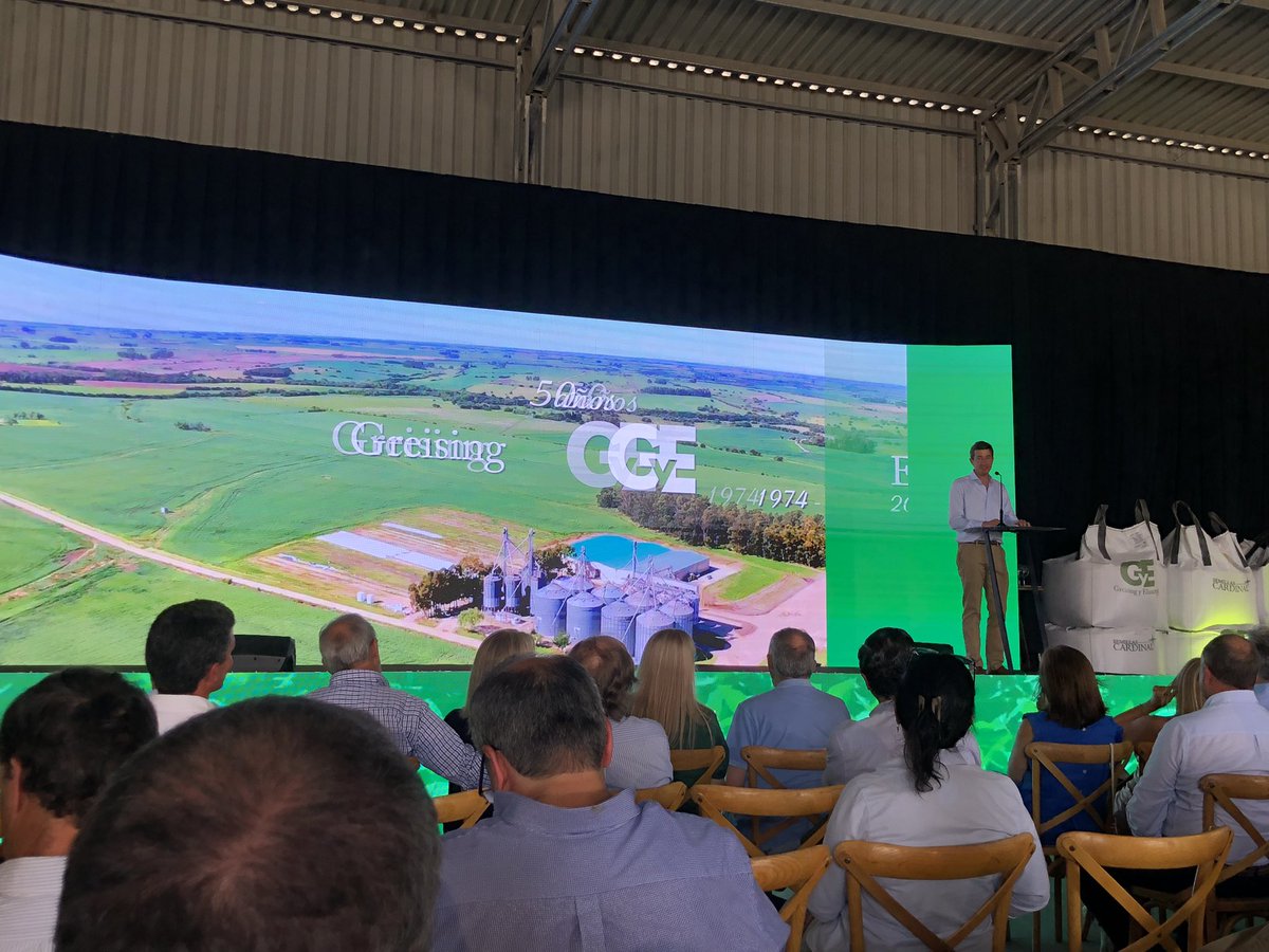 PedroRossini5's tweet photo. Felicitaciones a @GyEsemillas @CarlosDalmas y a todo su equipo en su 50 Aniversario!! Gracias por permitirnos compartir esta alegría y que sean muchos más apostando y comprometidos con el agro uruguayo 🇺🇾🇺🇾 https://t.co/aq76rNcXSd
