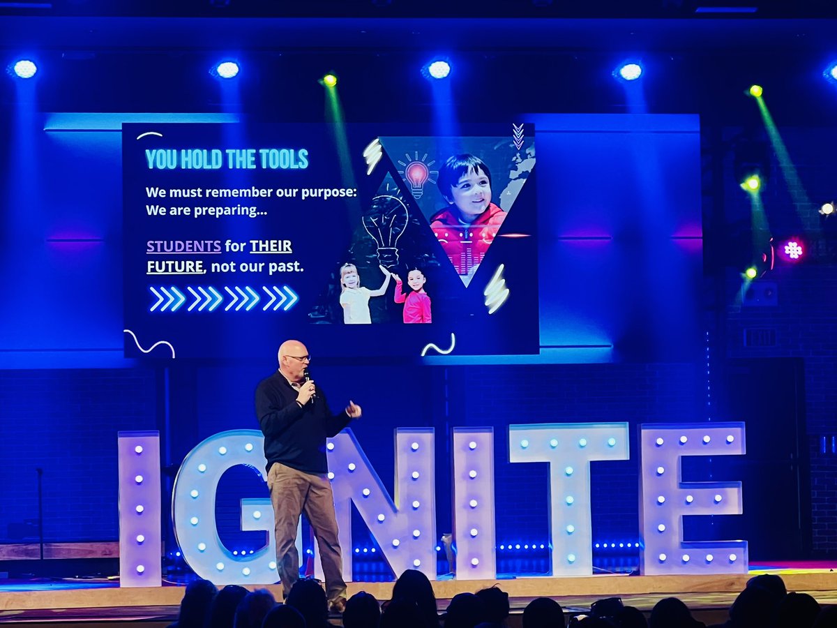 DrAndrus's tweet photo. Had a great start of my day welcoming all our Elementary Educators to our one-day Ignite conference in partnership with I-Ready. Thanks to all our partners and my team! https://t.co/KNGq5WZBfQ