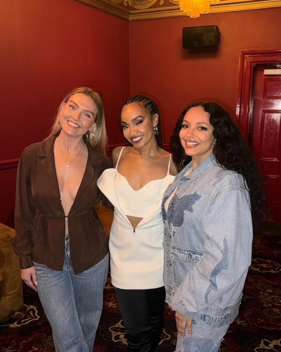 __mariaedwards_'s tweet image. - eu gostaria de fazer essa tatuagem
- mas senhora, isso é apenas uma foto de little mix em 2024
- sim e faça colorido por favor
