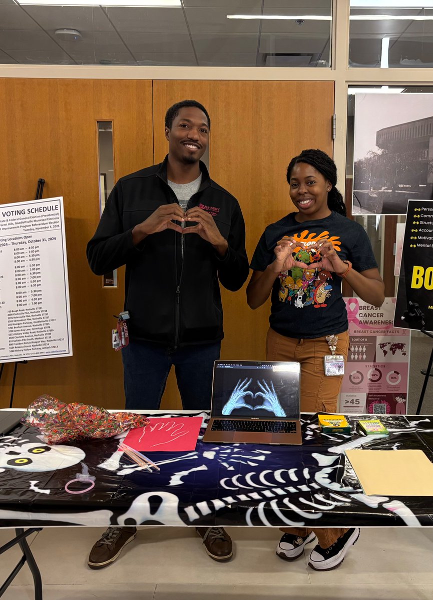 RIGatMMC's tweet photo. 🎃👻 Happy Healthy Halloween! 👻🎃
Radiology IG had a blast teaching kids about X-rays! President Vanessa &amp; VP Camaray showed how X-rays work and answered questions. Thanks to all who joined us—here’s to inspiring future radiologists!🦴✨ #HappyHealthyHalloween #Radiology
 #STEM https://t.co/8qBQwLen2v