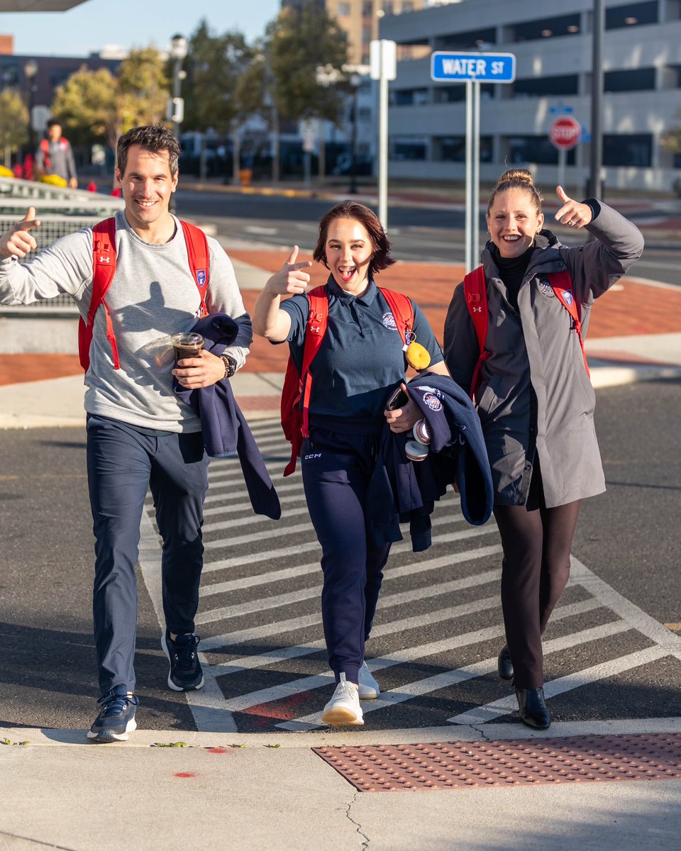 We’re feelin’ good in Philly. The suns out… now it’s time to shine. ☀️ 

Game 1 loading… #LetsGetRowdy