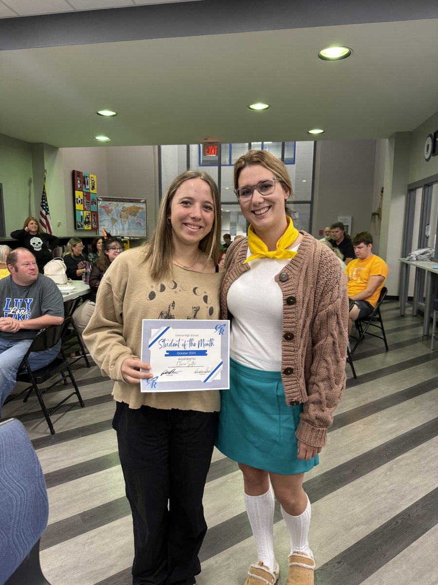 So happy to be recognized for student of the month from the fine arts department! <a href="/SilverHawkSball/">Silver Hawks</a> <a href="/Coach_McNulty/">Lauren McNulty</a> <a href="/Central301/">Central Community Unit School District 301</a>