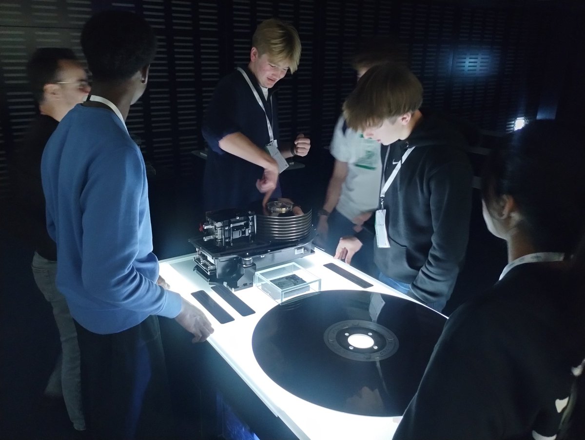 ElthamCSTEM's tweet photo. Great day at CERN for @ElthamCollegeUK Sixth Form Physicists visiting the particle physics exhibitions and antimatter factory as well as the data centre - starting point for the world wide web. https://t.co/3nIXtmY2bw