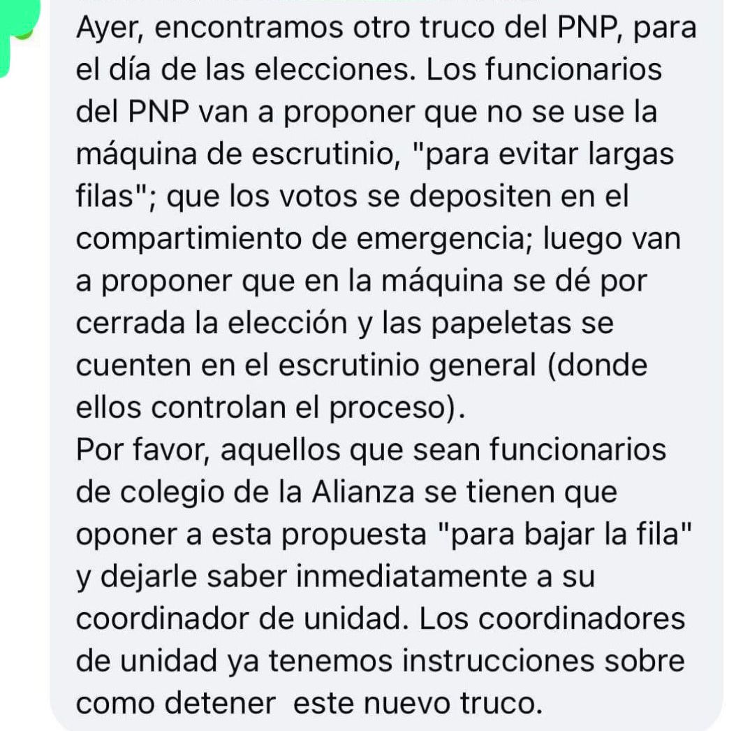 Vantillana's tweet photo. 📣📣OJO! Si usted es funcionario, y esto ocurre en su unidad o colegio, LAME DE INMEDIATO A SU COMISIONADO. Saque el libro del reglamento🎯 y NO PERMITA QUE MANDEN O HAGAN COSAS FUERA DEL REGLAMENTO!! 📢 https://t.co/0UvOBD3wlf