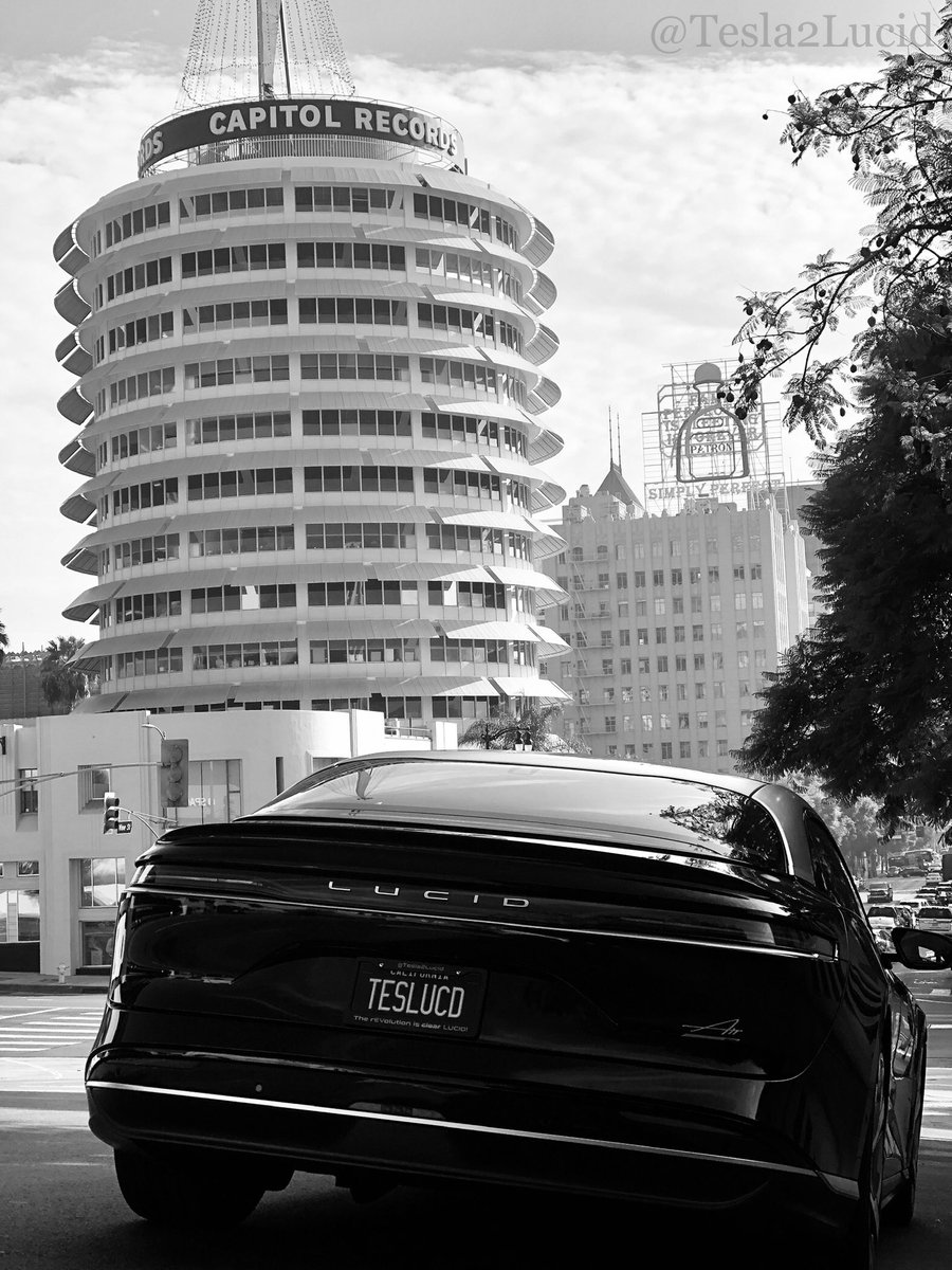 Tesla2Lucid's tweet photo. So I was prolifically posting about my three-year @LucidMotors 10/30/21 #DistinguishedDozen car-aversary and was moving on until somebody came at me with the haternet that can be social media; too many posts for their liking. So in their honor here is yet another post.
Met Peter on the first #LucidOwnersClub car rally. Once I drove the car home, my first car show was the Malibu country Mart, where I bumped into Derek and was surprised that there was Peter again! π
Then took a drive around Hollywood π₯πͺ§ and snapped some photos with iconic landmarks in the background.
#HatersGonnaHate but $LCID is here to stay!
King of speed! π
King of Range! ππ£οΈ
King of technology! π»