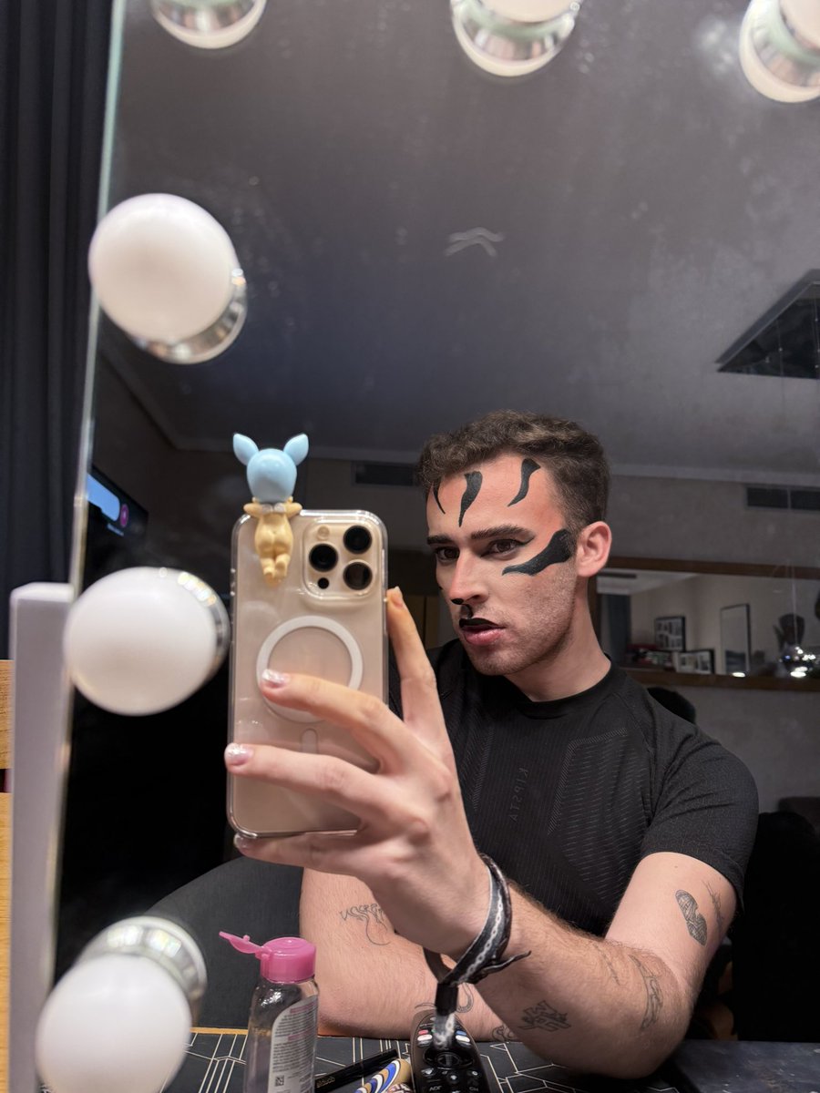 Este halloween Mi novio y yo 🐯🐯