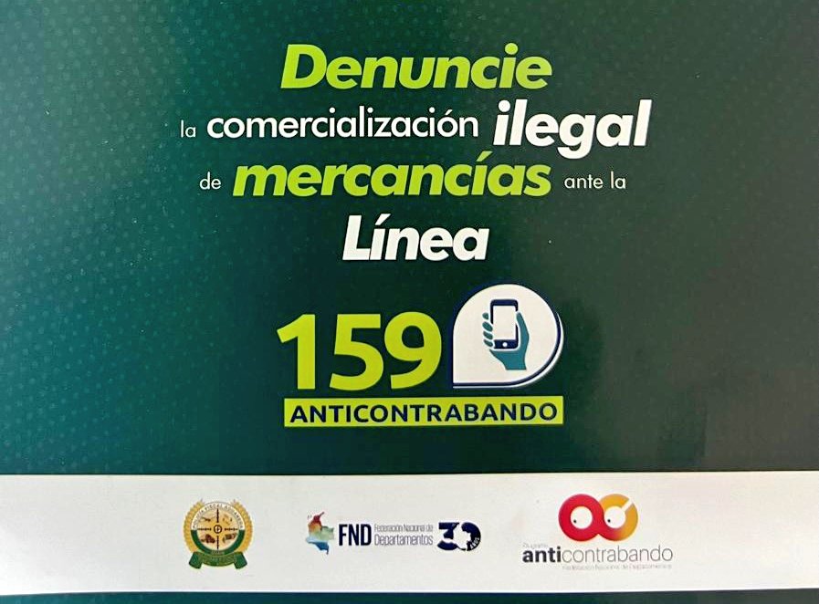 PoliciaCucuta's tweet photo. 🚨 En #Cúcuta, la Policía Fiscal y Aduanera impulsa la Línea Anticontrabando 159 y el correo polfa.anticontrabando@policia.gov.co para recibir denuncias sobre actividades ilegales.

¡Denuncia y ayudemos a proteger nuestra economía! #ContraElContrabando 👉🏼📲 https://t.co/QTcOsowRpF
