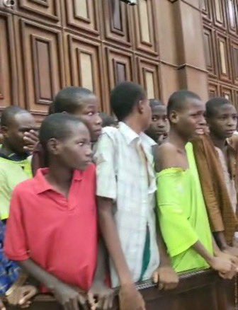 DEVILZADV0CATEE's tweet photo. @instablog9ja Terrorists vs hungry peaceful protesting kids ….
APC HAPPENED..
TINUBU HAPPENED… https://t.co/jAESX7iNnd