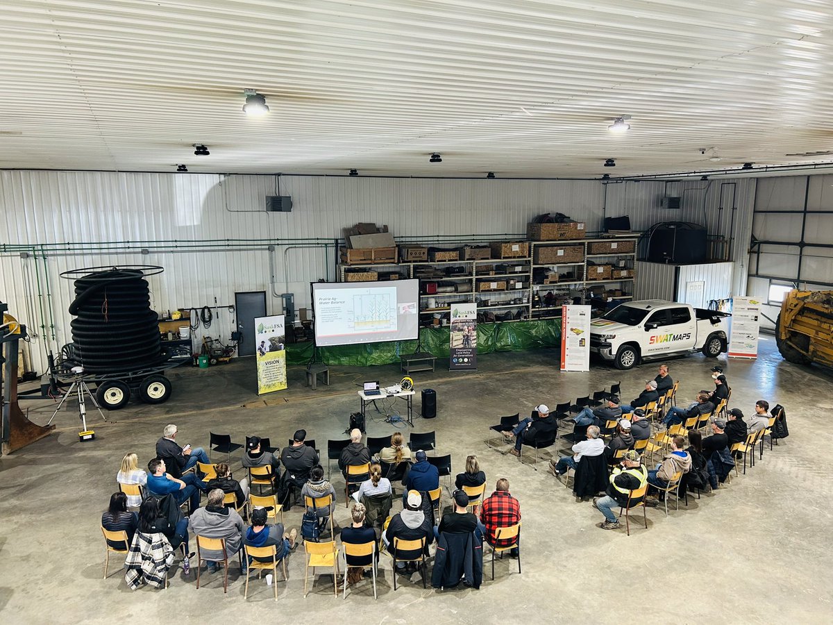 SaskFSA's tweet image. SaskFSA Drainage Research Field Day. 

THANK YOU! 

For the insightful questions and discussions around soil health, water table, innovation, best practices and the WHY… why drainage management is so important to #SKAg. 

#BestWhenManaged