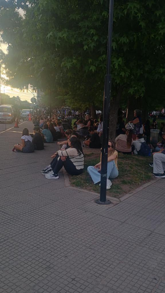 En este momento, se están manifestando en Maldonado.

#JUSTICIAPORMILI
