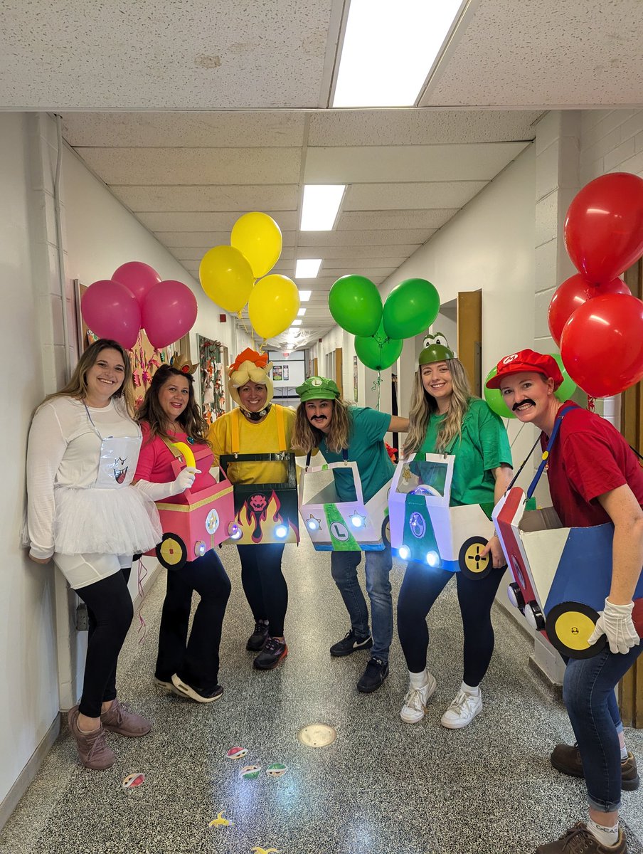 Teamwork makes the dream work! <a href="/HdsbWellness/">HDSB Wellness for Staff</a> <a href="/hdsb/">Hugo Borges</a> #Park