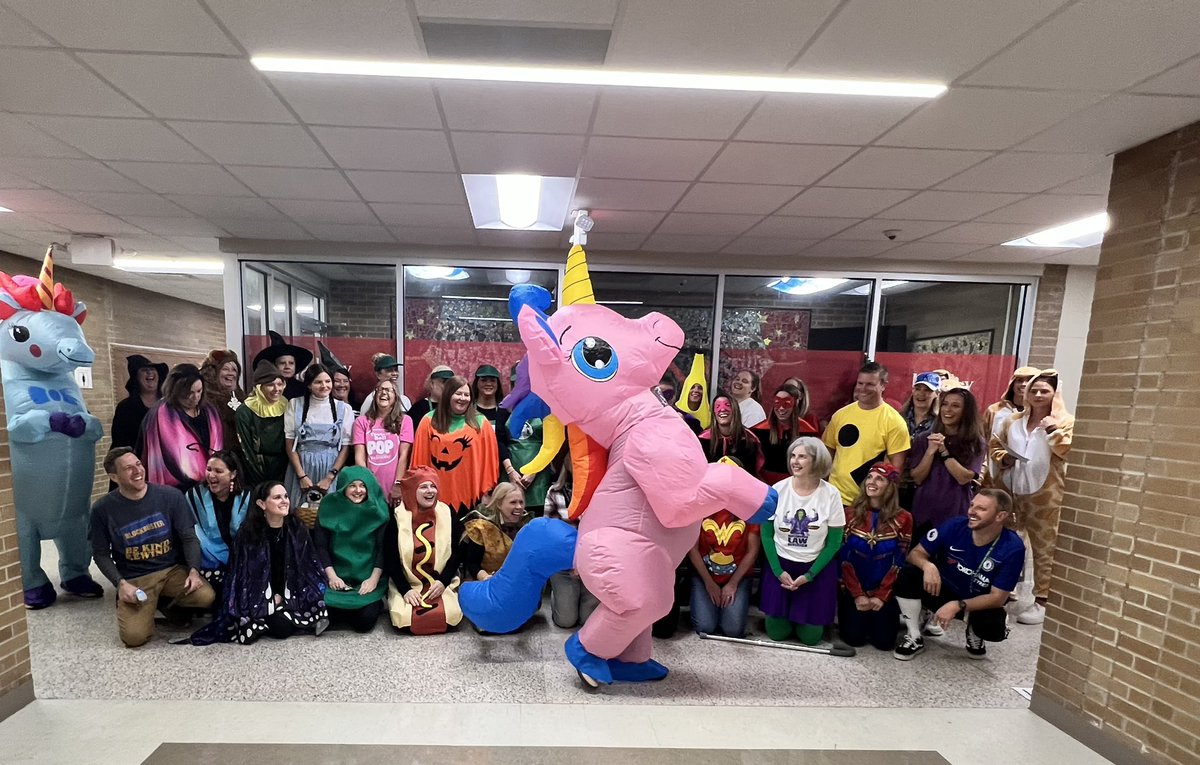 A great culture includes staff laughter &amp; silliness. So much fun w this amazing crew! #dancingunicorn <a href="/FHSchools/">FHSD</a> <a href="/maddux_pto/">Maddux PTO</a>