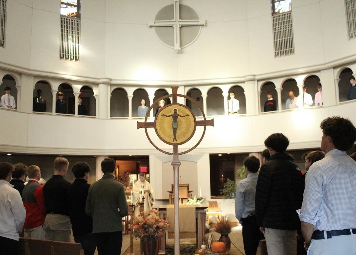 Mount_Michael's tweet image. Today, Mount Michael students, faculty, and staff gathered for a special All Saints’ Day Mass, honoring the lives of our community members who have passed. Together, we created a meaningful Ofrenda, filled with photos and memories, as a tribute to their lasting legacy.