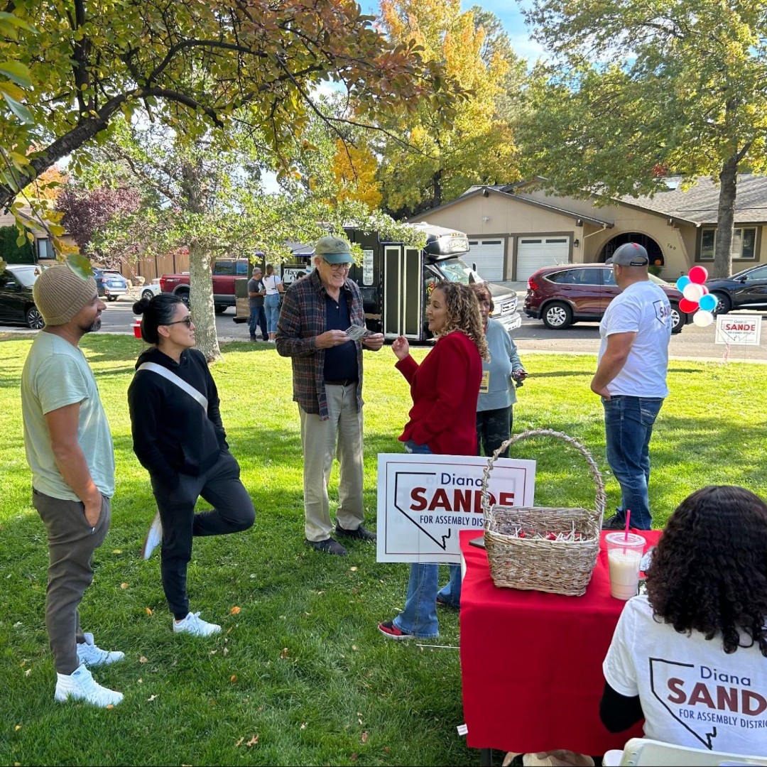 From attending an event for the Mariposa Language and Learning Academy to a community meet and greet in Manzanita Park and knocking doors with supporters like Lt. Governor Stavros Anthony, I’m grateful for the community's support on this incredible journey. Thank you. #Sande4NV