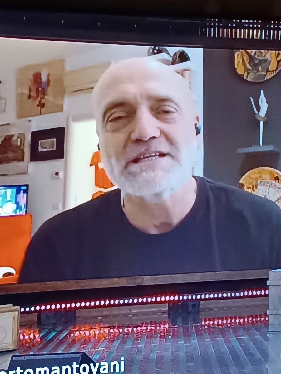 Grande Roberto è sempre un piacere vederti ed ascoltarti 
<a href="/welikeduel/">Propaganda Live</a> #robertomantovani #propagandalive <a href="/RobertoRedSox/">RobertoRedSox</a> #Propaganda