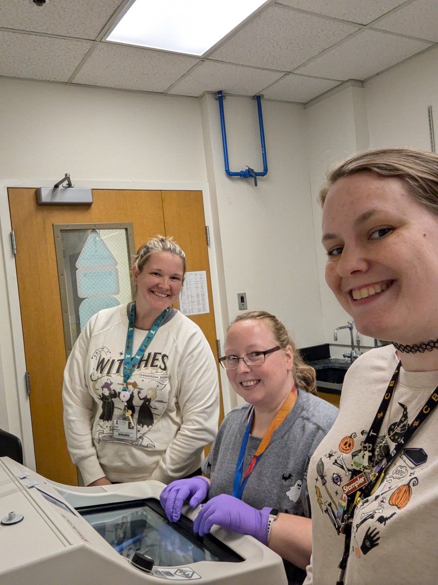 Excited to wrap up my first week of MSI workshops in CBT (<a href="/AnsariLab/">CBT Friends and Family</a>)! I've been sharing my expertise and collaborating with my amazing colleagues to explore innovative techniques for label free -omics analyses.

Can't wait to see the incredible images we'll generate next week!🔬