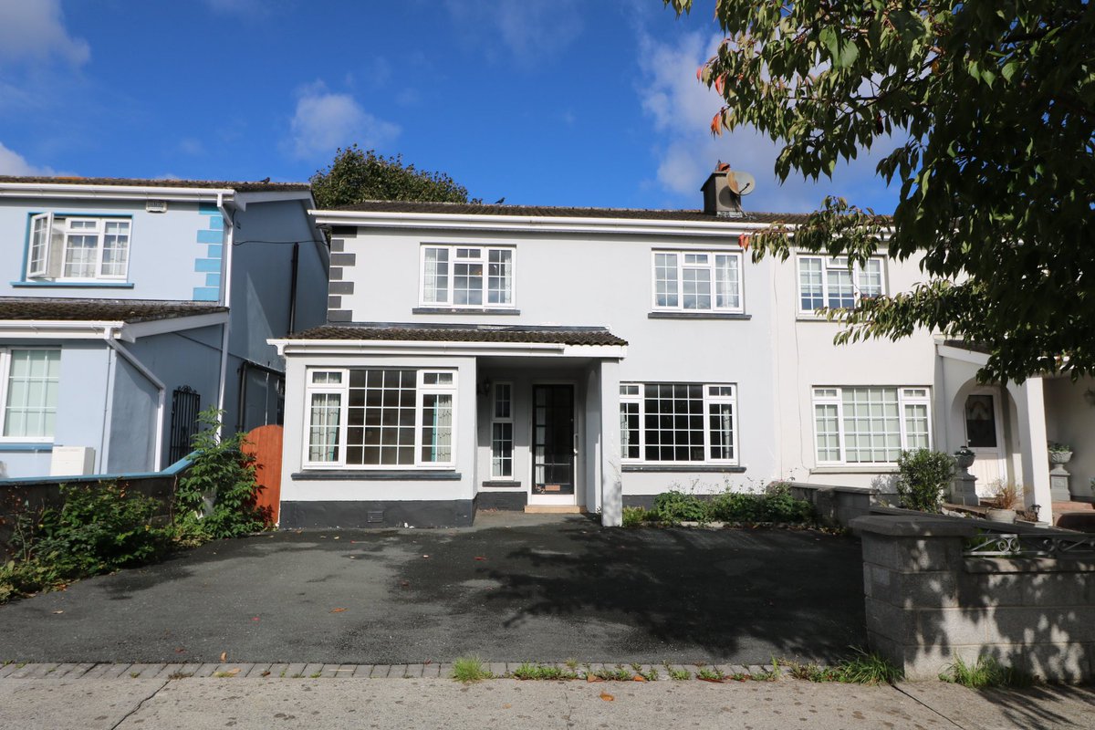 French Estates tweet media