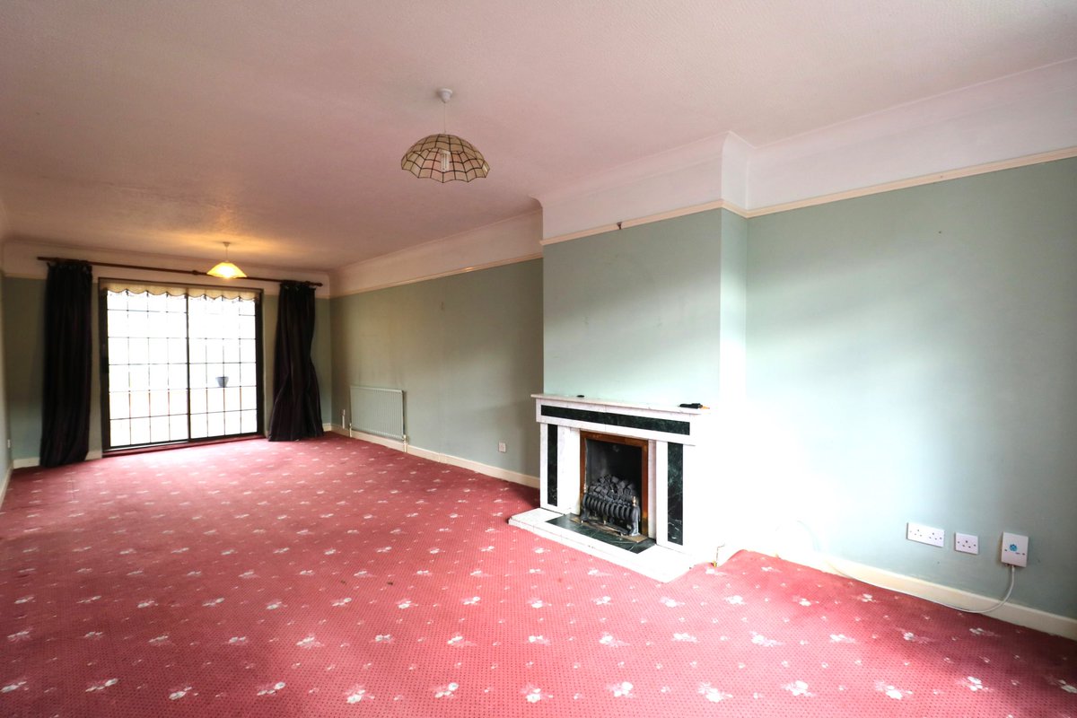 French Estates tweet media