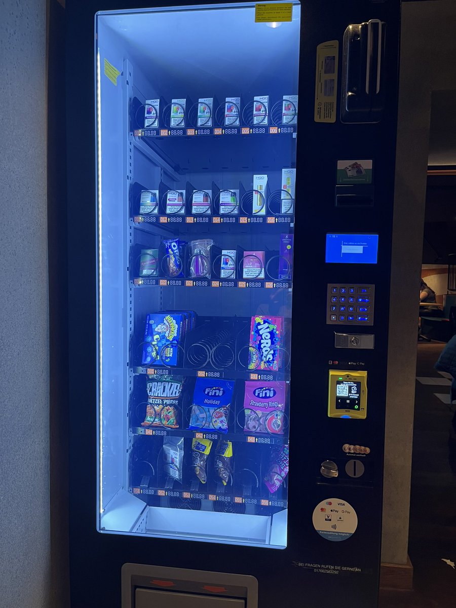 conniehoe1's tweet photo. I’ve now seen e-cigarettes being sold in vending machines in Germany twice (one pic from Mainz one from Hamburg) 😱 🤦🏻‍♀️ And they are right above candy! #tobaccocontrol https://t.co/YhEMWT59eN