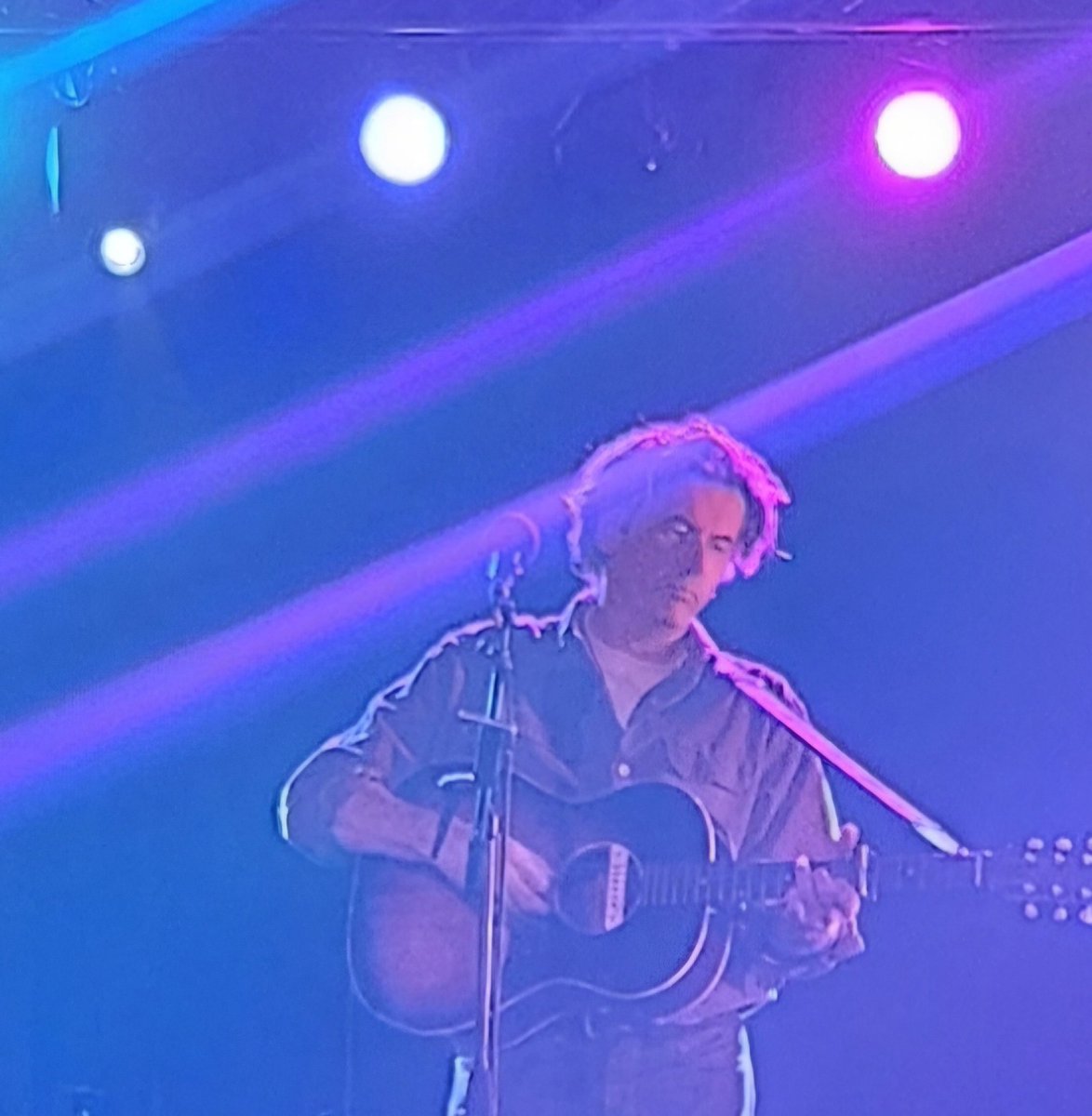 pfoagain's tweet image. Just manhandled a bona fide rockstar out of my way.  But if you stand between me and the ladies loo, that's what's going to happen!