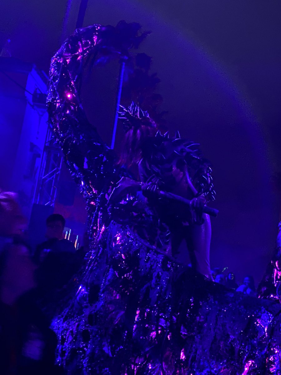 BH4everMaa316's tweet photo. Whelp, I’ve gone into the #fog #HHN33 @UniversalORL and ventured into some #darknights @Hersheypark but tonight I plan to #totalBlackOuT at @frightland https://t.co/LY1QfktbYf