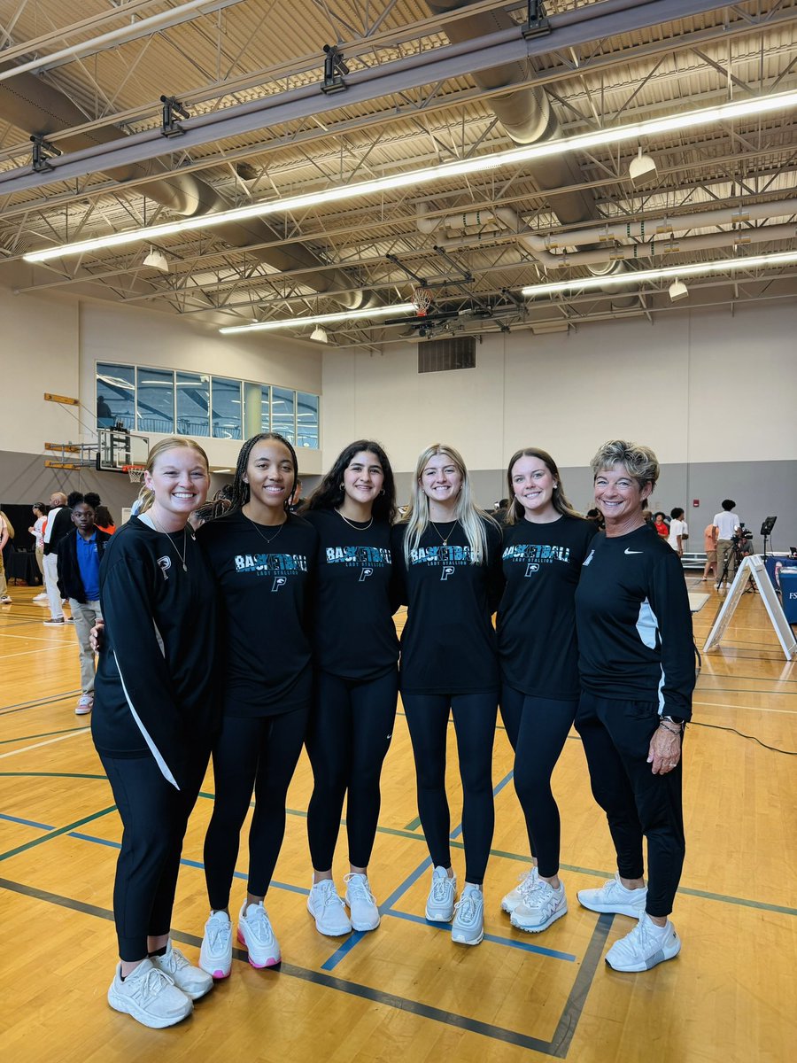 Great first week of practice for <a href="/provschoolath/">Providence Athletics</a>. Media Day with our Seniors, Annual Costume Practice and a lot of hard work in the gym! Looking forward to the season with this group!!@GamblelandJax <a href="/JanaiJordan2/">Janai Jordan</a> <a href="/KennedyLoux/">Kennedy Loux</a> <a href="/CFreemanJAX/">Clayton Freeman</a>
