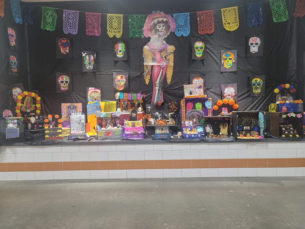 Dia de las Muertos <a href="/DrTinajeroEPISD/">Dr. Josefina V. Tinajero PK-8</a>